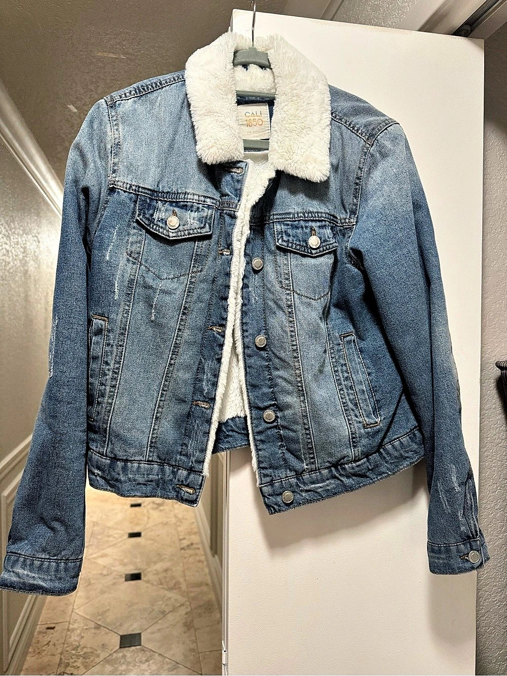 Cali 1850 Sherpa-Lined Denim Jacket in Blue Size Large